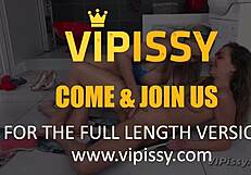 Žhavé kočky Oprah a Puppy se vyřádí s piss hrou