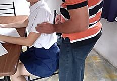 Follando con una colegiala mexicana en video casero
