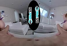 Sidottu brunette naidaan kovaa suu täynnä VR:ssä!