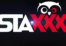 Mlada brineta tinejdžerka 18+ žudi za hardcore anal seksom u divljoj jebačkoj sesiji.