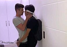 המשלוחן היפני המגודל 22 סמ מהדליברי הנרי אונלי ג'פה. הוא לקח אותי חזק!