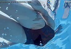 Мими Сика заводится под водой голая