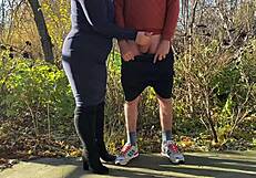 חובבות BBW גומרות חזק באנאלי בחוץ