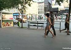 へいスラット、今すぐ公衆で犯されてみろ