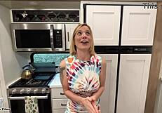 Stiefmoeder Jane Cane plant stiefzoon te domineren met glanzende pik