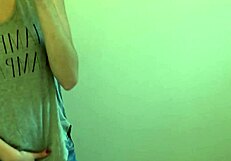 A mostohatestvérem titokban néz engem bikiniben