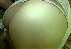 Uau! Coroas asiáticas em ménage selvagem depois de date bêbado