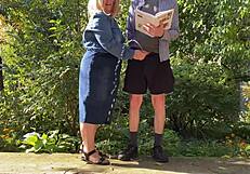 يا، عايز تشوفني ازاي برضي زوجة أبي الجريئة برا؟