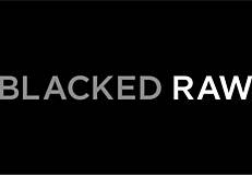 Hej, zvládne pekná 18+ blondínka Vic tento obrovský BBC?