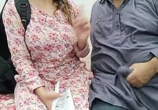 Эй, смотри, как эту дези красотку трахает её репетитор!