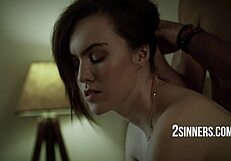 Tukar Istri Jadi Liar dengan Memek Berambut Brunette Terpapar