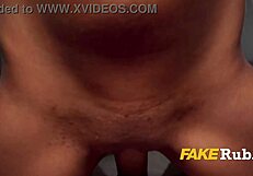 Roztomilá brazilská Latina řeší nedostatek peněz sexem venku