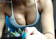 अरे, मेरे लिटिल 18+ कंपाइलेशन को चेक करो, हॉट मॉमेंट्स मेरे ओनली फैंस ग्रुप से, सभी 4 फुल विड्स मेरे प्रीमियम चैनल और एक्सवाइडियोज रेड पर