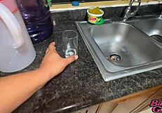 Delicious Blowjob in Kitchen Leads to Huge Ass Bursting Polla and Pussy Milking!