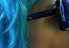 특별한 레즈비언 미녀들 꽉 조인 보지와 엉덩이 구멍 주먹질