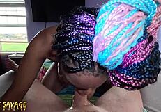 Черная милф с большими сиськами сосет хуй и получает киску залитую спермой