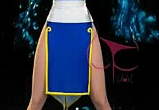 Секс-кукла Чун Ли сходит с ума в аниме хентай. Азиатскую брюнетку жёстко трахают игрушками.