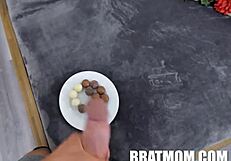 Mezcla de semen y chocolates con Isabel Love y Jay Romero