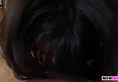 Milf anne casusluk yapan çocuğu yakalıyor ve POV'da sertçe sikiyor