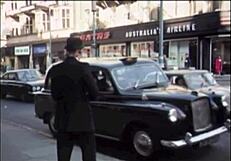 Hermanastra vintage toma anal en escena tabú