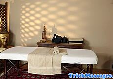 Geile massage babe hard geneukt door haar masseur