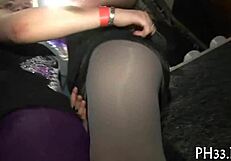 Polvo salvaje con zorra madura chupando y ropa desgarrada