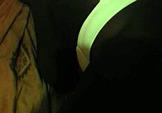 Beauté africaine surprise dans un moment torride