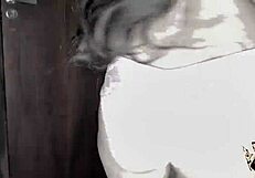 Замужняя Андресса Кастро раскрывает свою огромную пизду