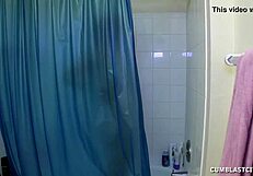 פיצוץ זרע באמבטיה!