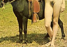 Saya Tak Puas Hati dengan Pepek Berbulu Vintage Ini di Luar