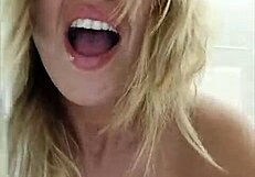 Najlepšie skutočné amatérske ženské orgazmy s krásnym očným kontaktom