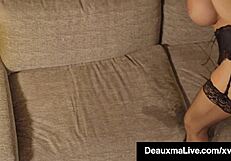 Cougarul din Texas Deauxma ia o bătaie tare în hotel de la un BBC mare