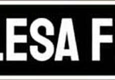 Seth Gamble æder Cecilia Lions fisse på bordet og banker hende hårdt, indtil de begge eksploderer