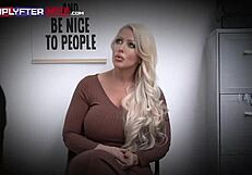 와! 레깅스 입은 숙모가 스텝슨 유혹해서 더러운 섹스 영상 만들다!