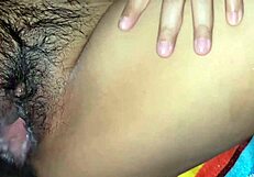 Чукам херманасрата след футболен залог, нейният мокър космат коно плаща