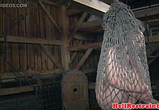 Sumisa atada humillada y azotada duro como castigo brutal