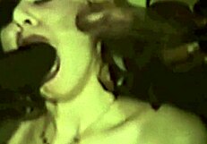 Sopraffatto da questa scena anale interrazziale vintage taboo