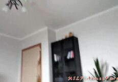 וואו, תמצצי לי, בחורה סקסית ומבוגרת!