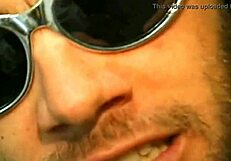 Pipe incroyable d’une star punk rétro