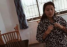 какво е скрито в судх деси романтика с азиатски дълбоко гърло на див купон на легло?