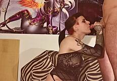 Tergiur hamil, aku haus kontol banyak di gangbang liar HD