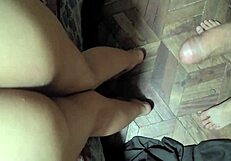 Minha colega fez 18 e matou aula pra comemorar com gozada dentro?