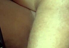 Tip gras pretinde că îi place doar pizda dar nu rezistă la curul mare