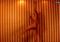 Vay be esnek Rus 18+ Irina Pisulkina'nın spor salonundaki inanılmaz hareketleri şok etti