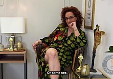 שיא נשי מיוחד מציג כישרון זריקת נשים