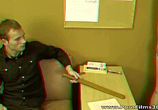 天啊，我震惊了... 3D色情中Vlaska被老师狠狠惩罚屁股！