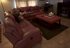 أخت زوجتي الكبيرة الساخنة ميا فاليس تتحرش بصدر كبير في السكن الجامعي