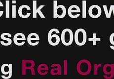 Yanks Abbie用震动棒玩嗨，喷水高潮，天然大奶和硬挺奶头超亮眼