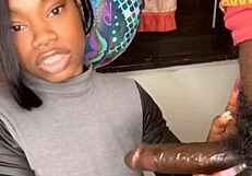 Mačeha dobi 11 palcev BBC za rojstni dan glasno