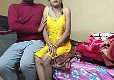 بهابي هندية تخون في فيديو جنس ثلاثي خارجي منزلي